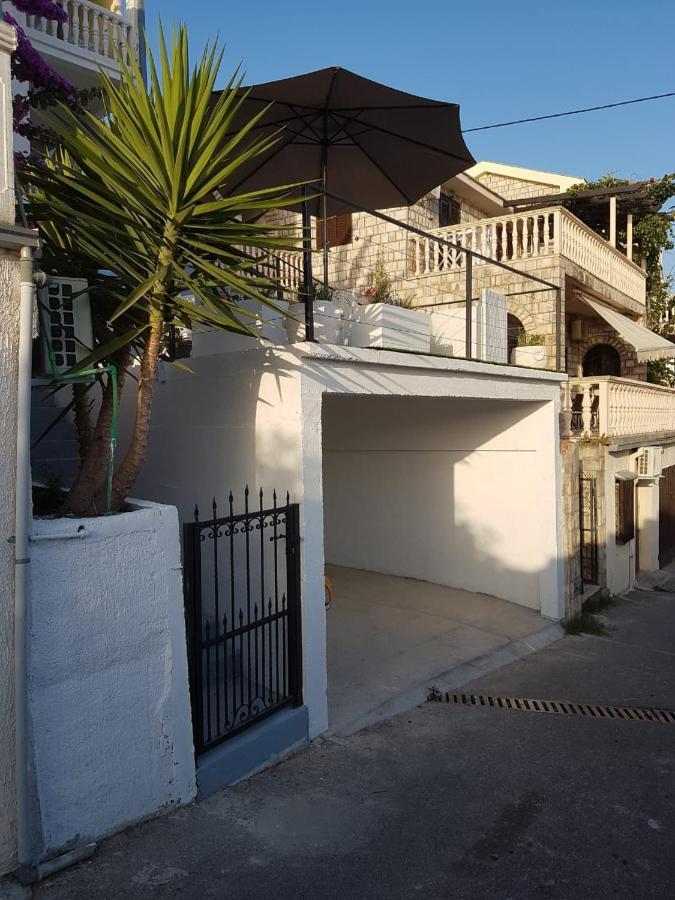 Waterfront Townhouse Sunset View With Garage Apartment บิโกโว ภายนอก รูปภาพ