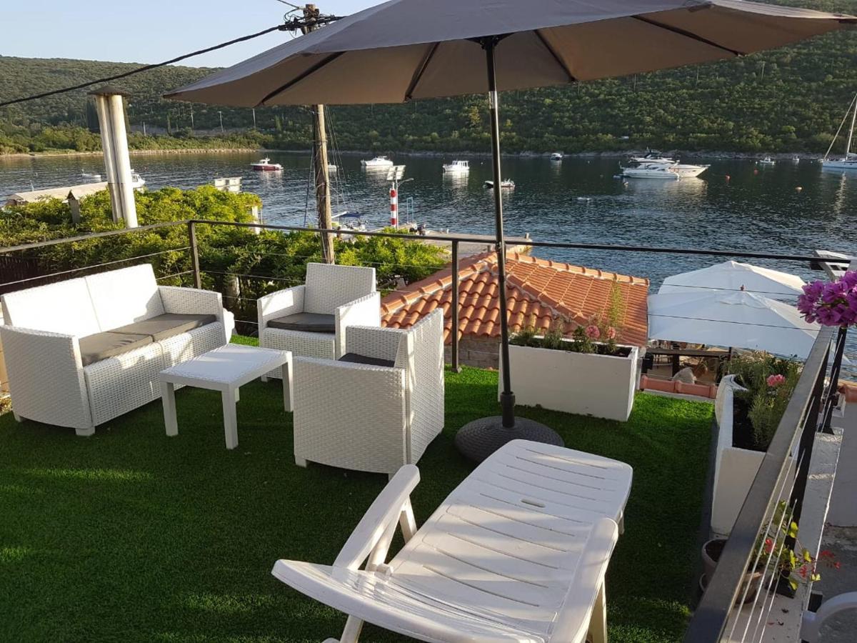 Waterfront Townhouse Sunset View With Garage Apartment บิโกโว ภายนอก รูปภาพ